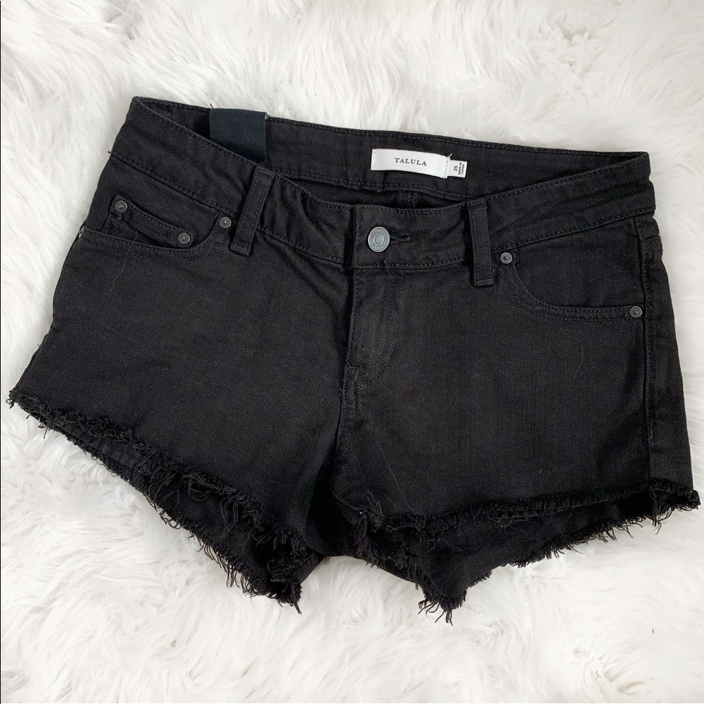 TALULA | Black Shorts from Aritzia